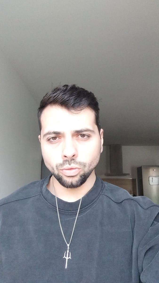 Profil de Azziz